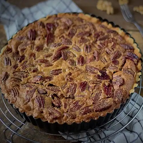 amazing-pecan-pie-cake-recipe